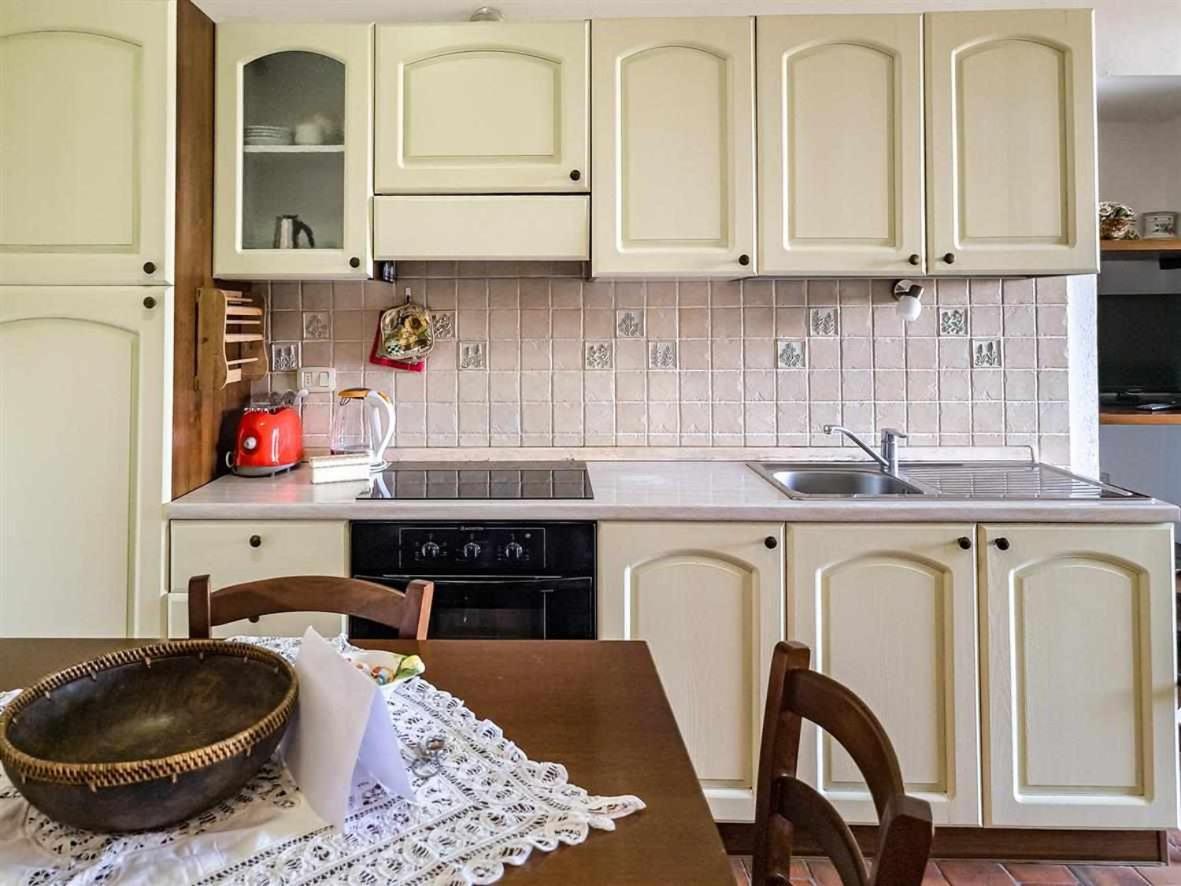 La Casina Di Rosi Vivere Nellantico Borgo กาส์ตีจลิโอเน เดลลา เปสกายา ภายนอก รูปภาพ