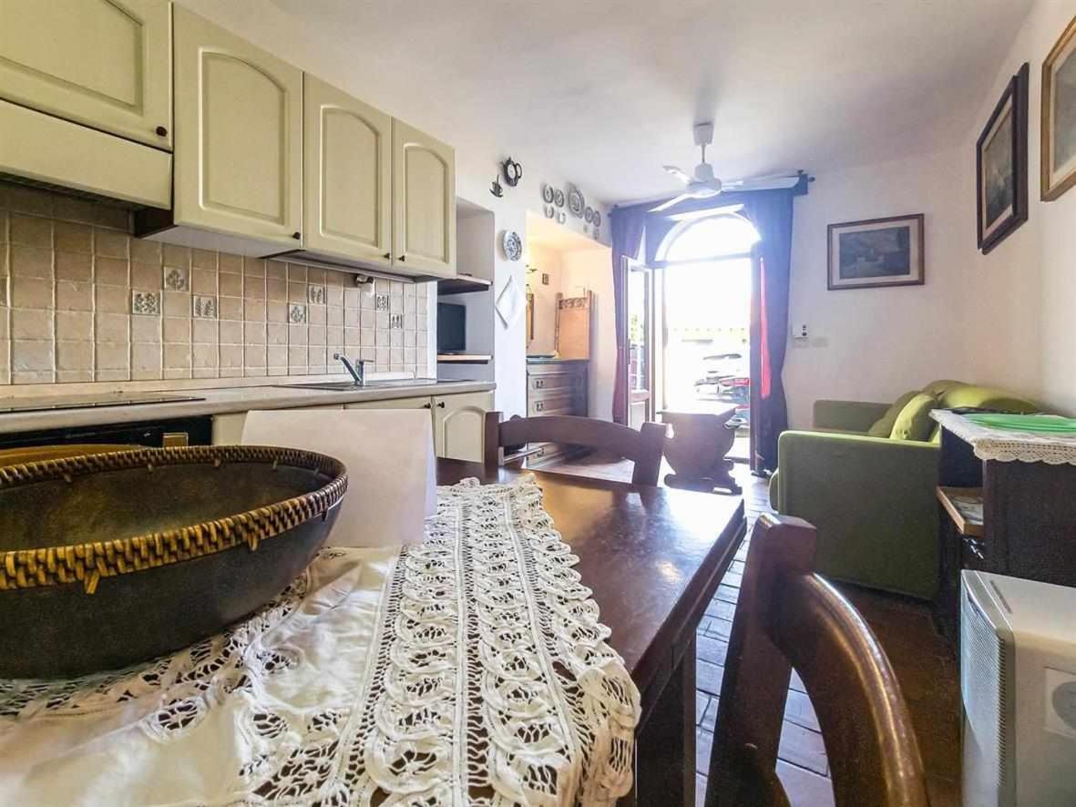 La Casina Di Rosi Vivere Nellantico Borgo กาส์ตีจลิโอเน เดลลา เปสกายา ภายนอก รูปภาพ