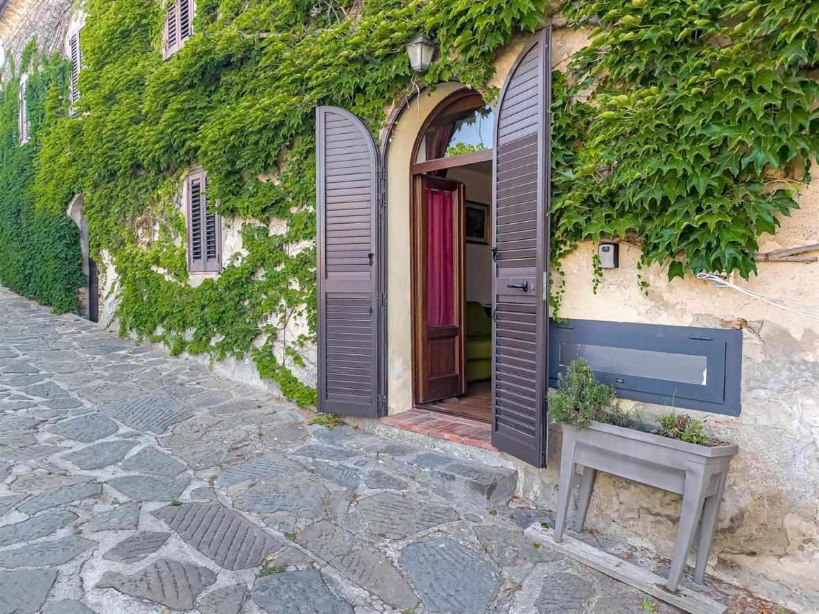 La Casina Di Rosi Vivere Nellantico Borgo กาส์ตีจลิโอเน เดลลา เปสกายา ภายนอก รูปภาพ