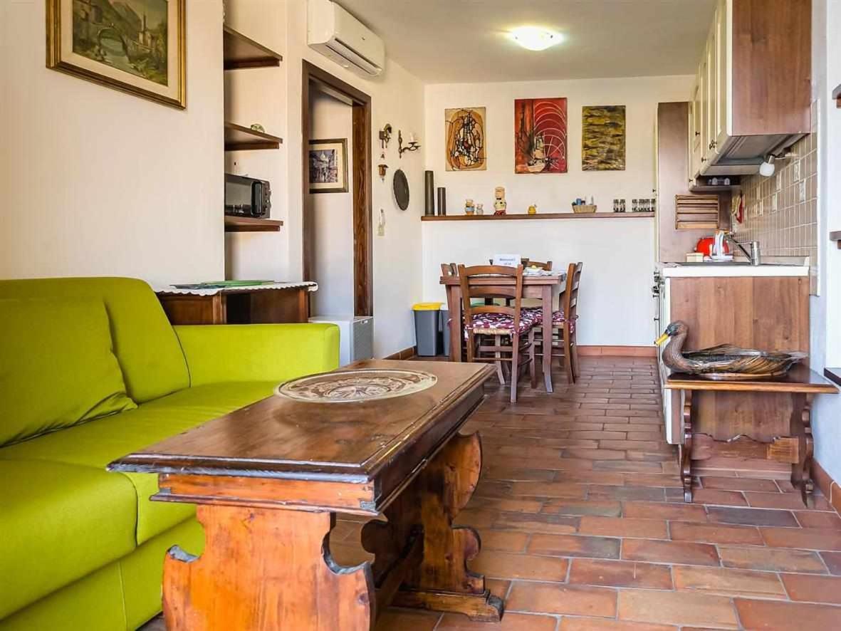 La Casina Di Rosi Vivere Nellantico Borgo กาส์ตีจลิโอเน เดลลา เปสกายา ภายนอก รูปภาพ